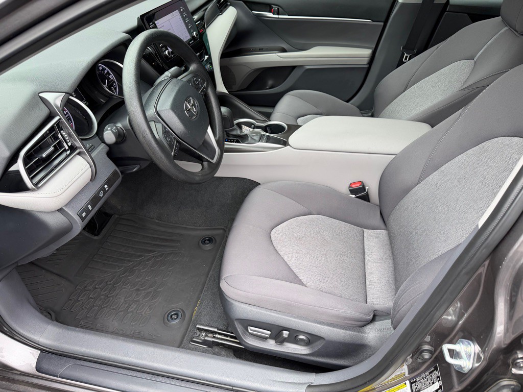 2023 Toyota Camry Image 12
