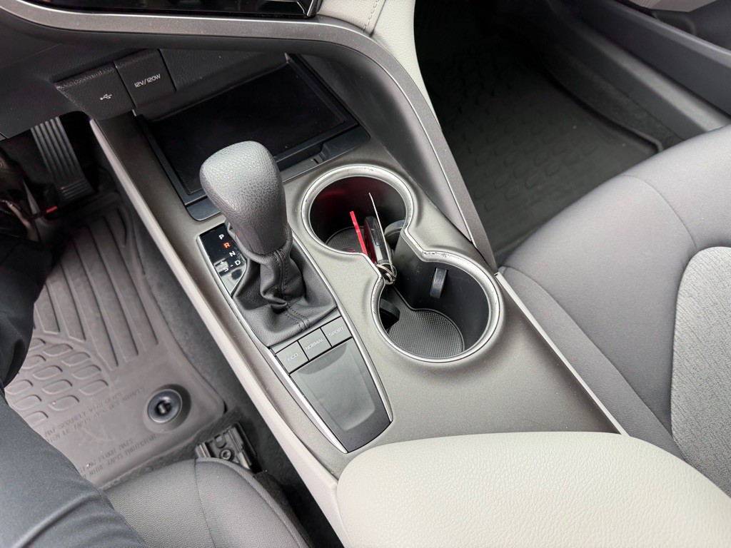 2023 Toyota Camry Image 18