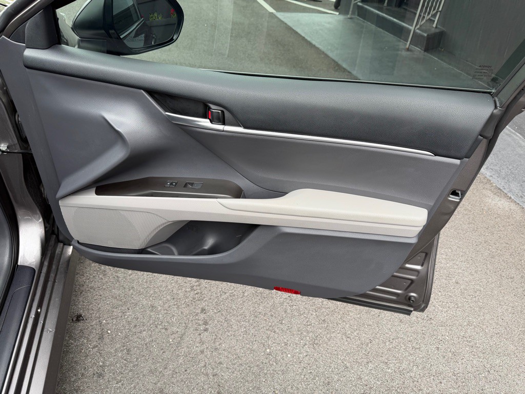 2023 Toyota Camry Image 24