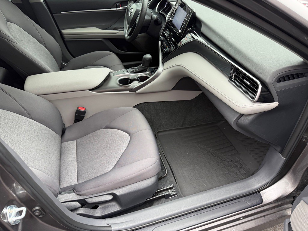 2023 Toyota Camry Image 25