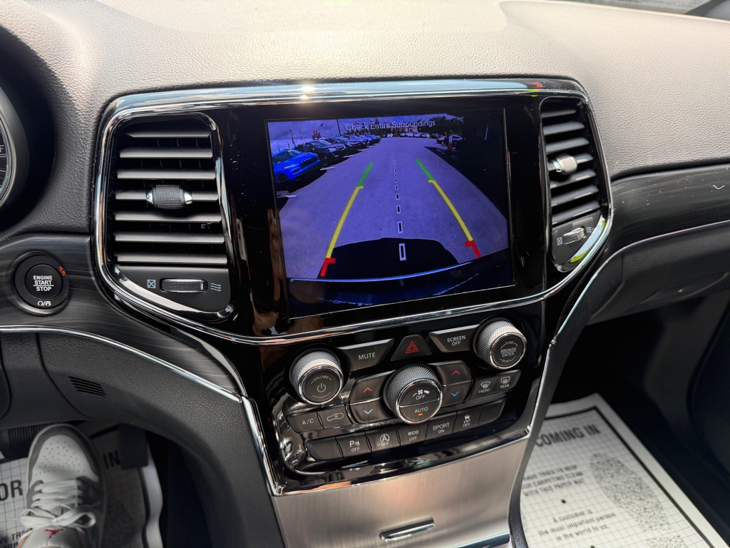 2019 Jeep Grand Cherokee Image 17