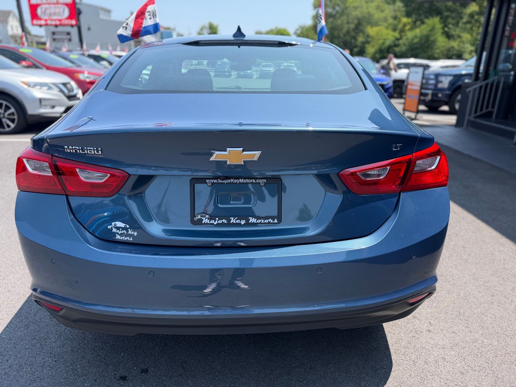 2025 Chevrolet Malibu Image 5