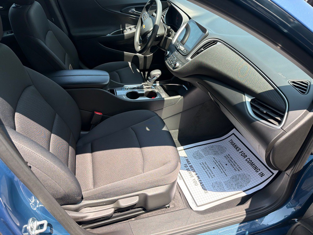 2025 Chevrolet Malibu Image 25