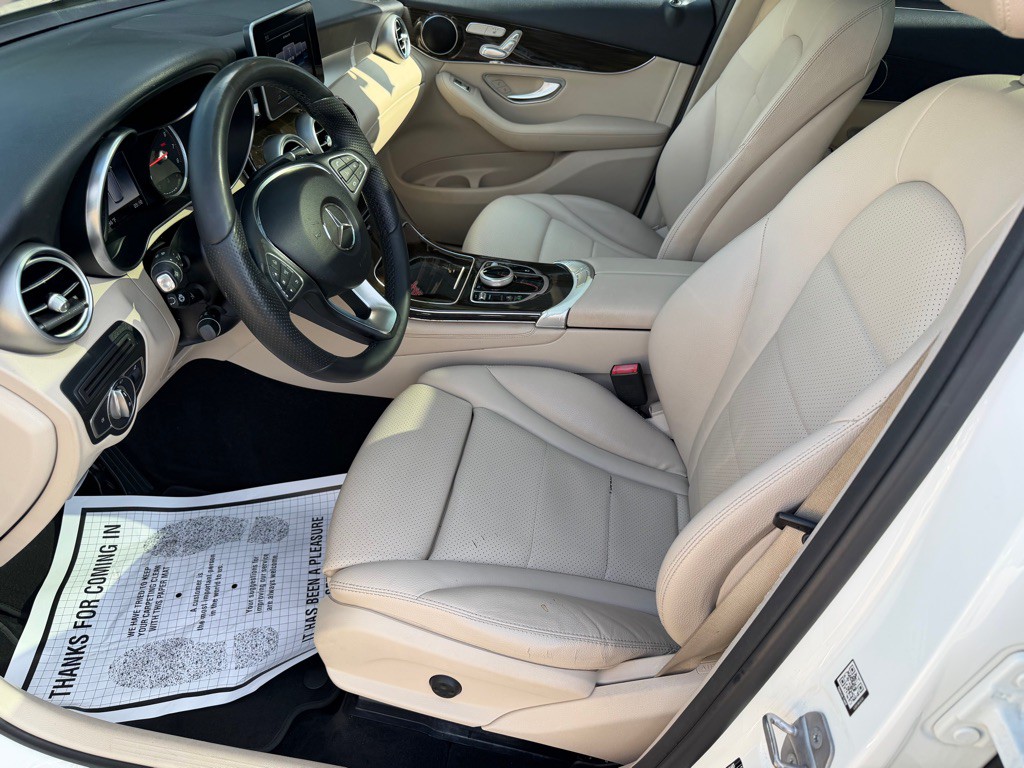 2018 Mercedes-Benz GLC-Class Image 16