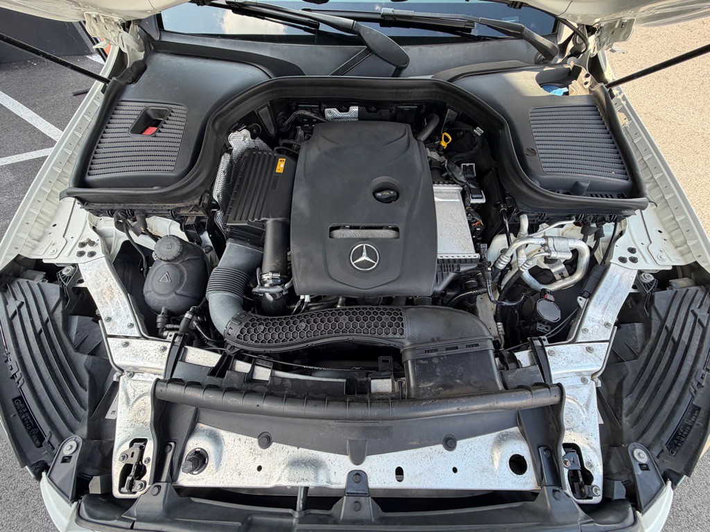 2018 Mercedes-Benz GLC-Class Image 32