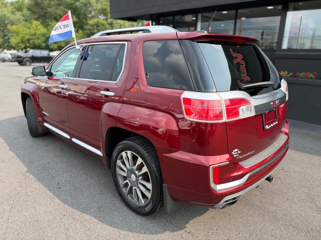 2017 GMC Terrain Image 4