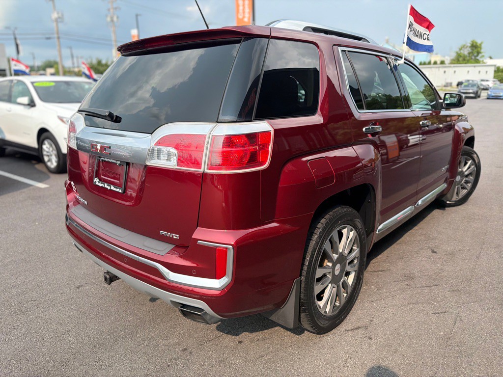2017 GMC Terrain Image 6