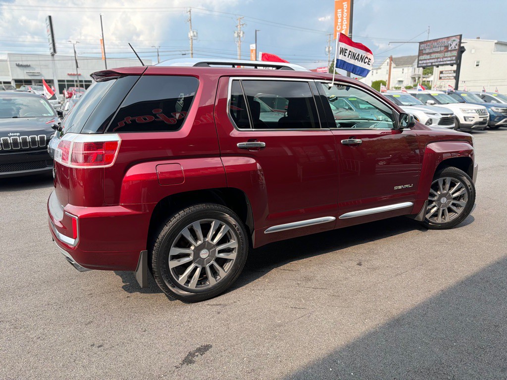 2017 GMC Terrain Image 7