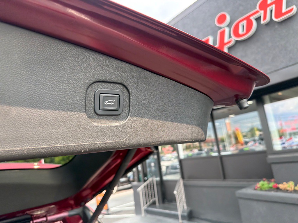 2017 GMC Terrain Image 24
