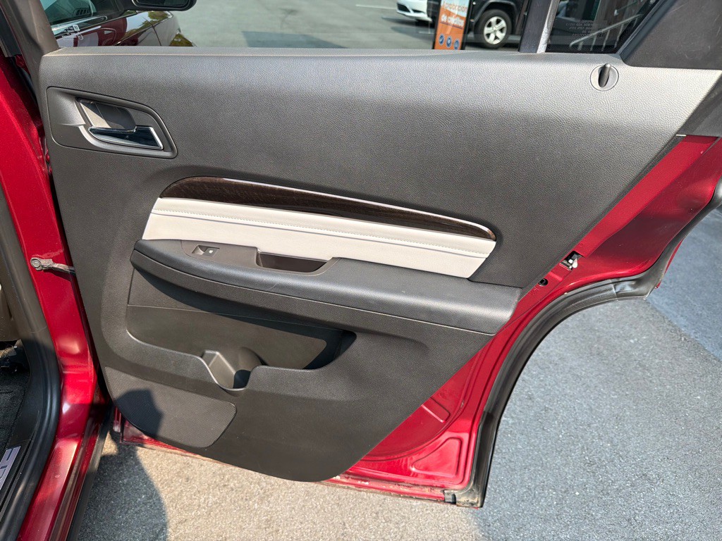 2017 GMC Terrain Image 25