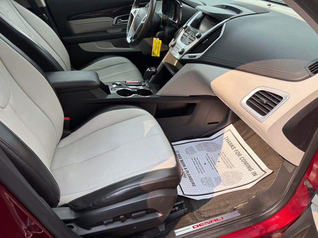 2017 GMC Terrain Image 28