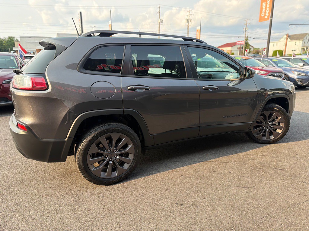 2021 Jeep Cherokee Image 7