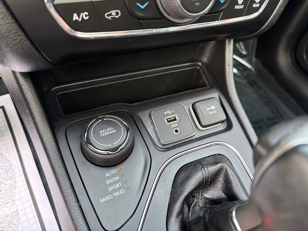 2021 Jeep Cherokee Image 18
