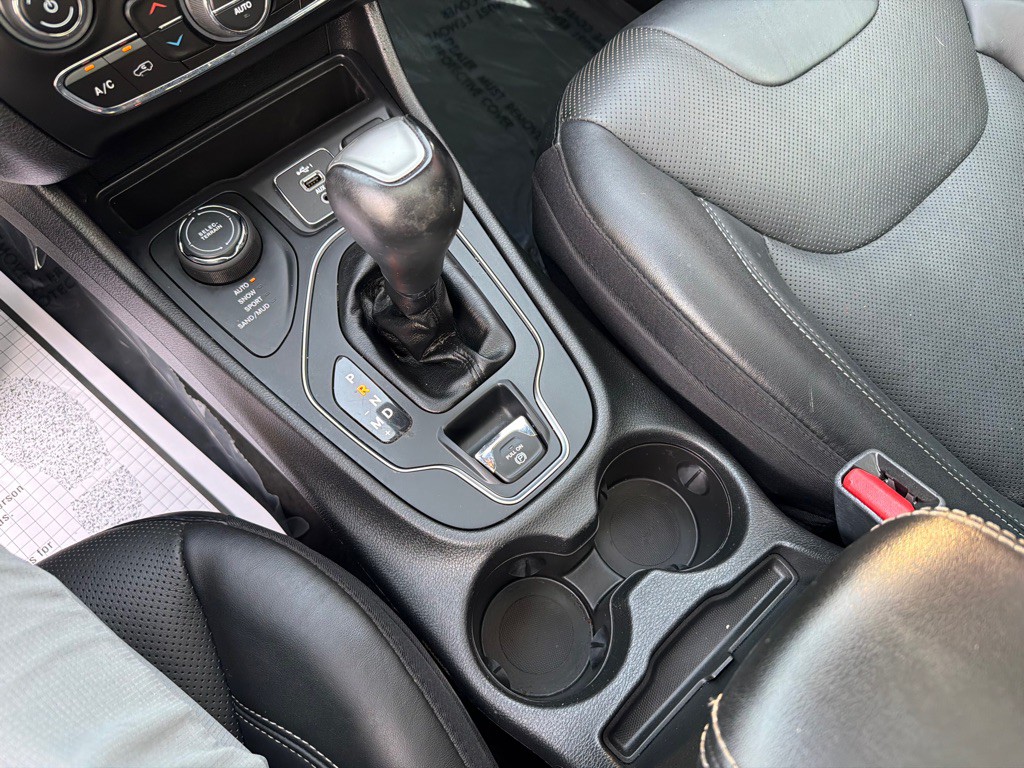 2021 Jeep Cherokee Image 19
