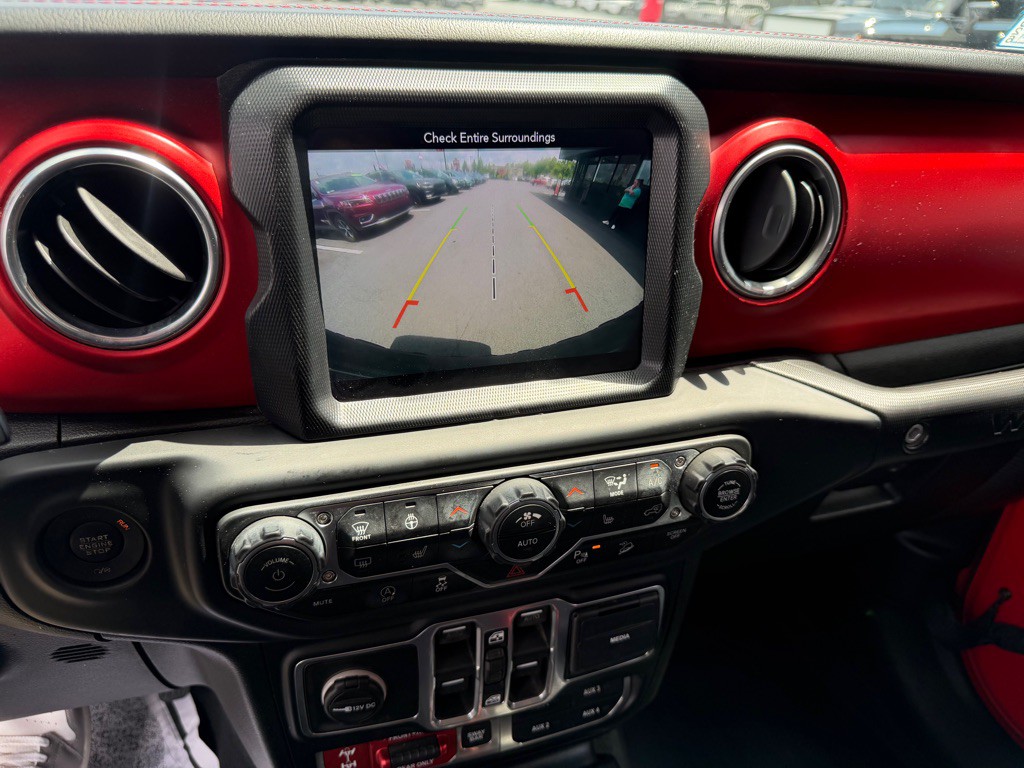 2018 Jeep Wrangler Unlimited Image 16