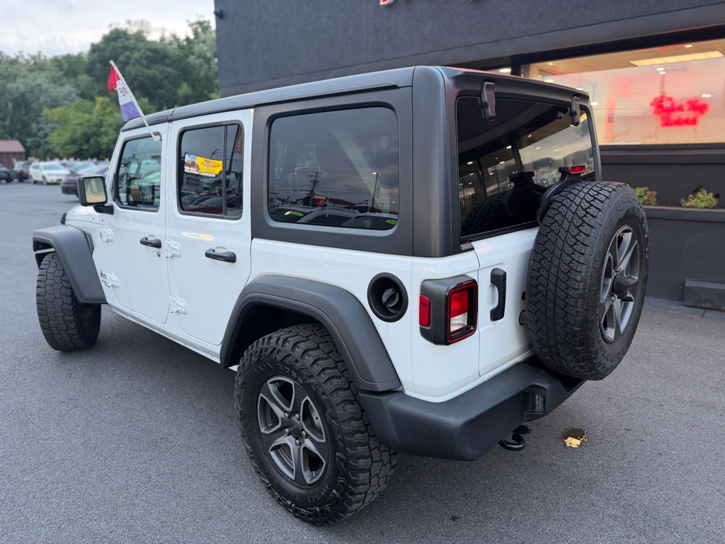 2021 Jeep Wrangler Unlimited Image 3