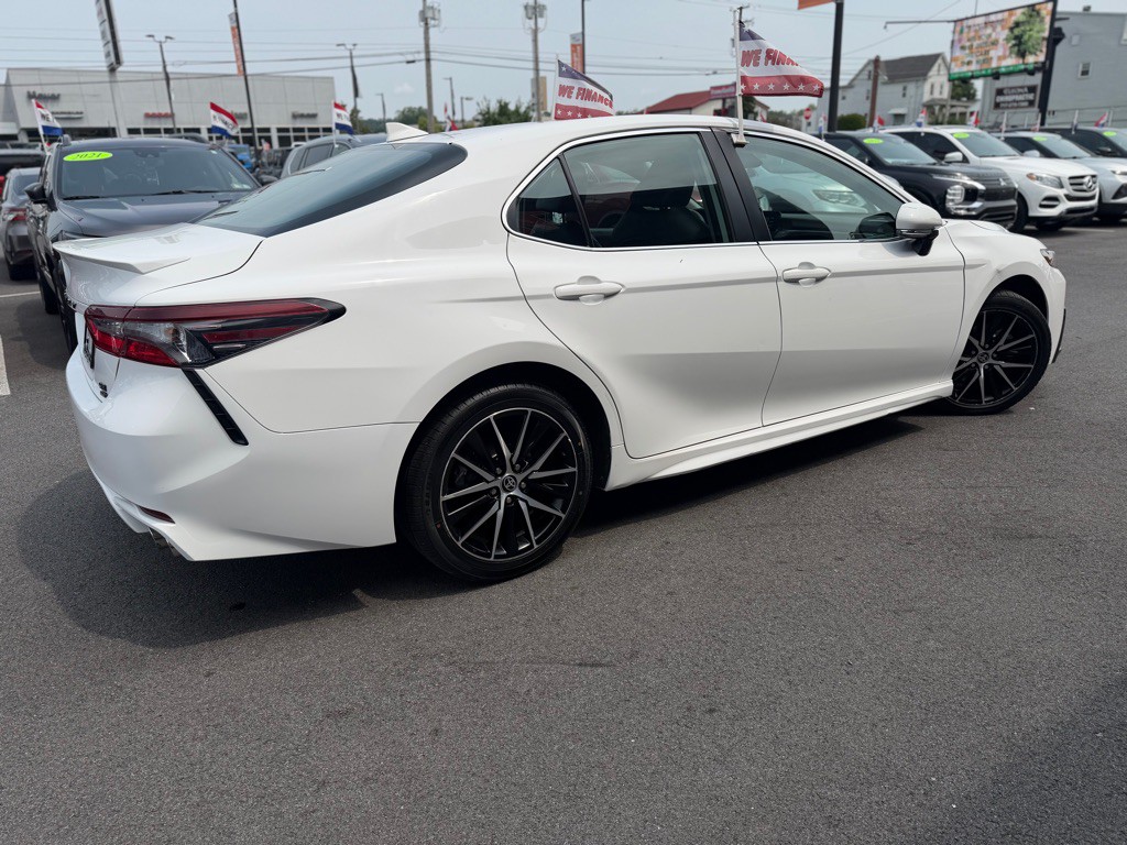 2023 Toyota Camry Image 7
