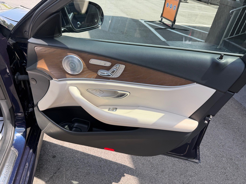 2020 Mercedes-Benz E-Class Image 26