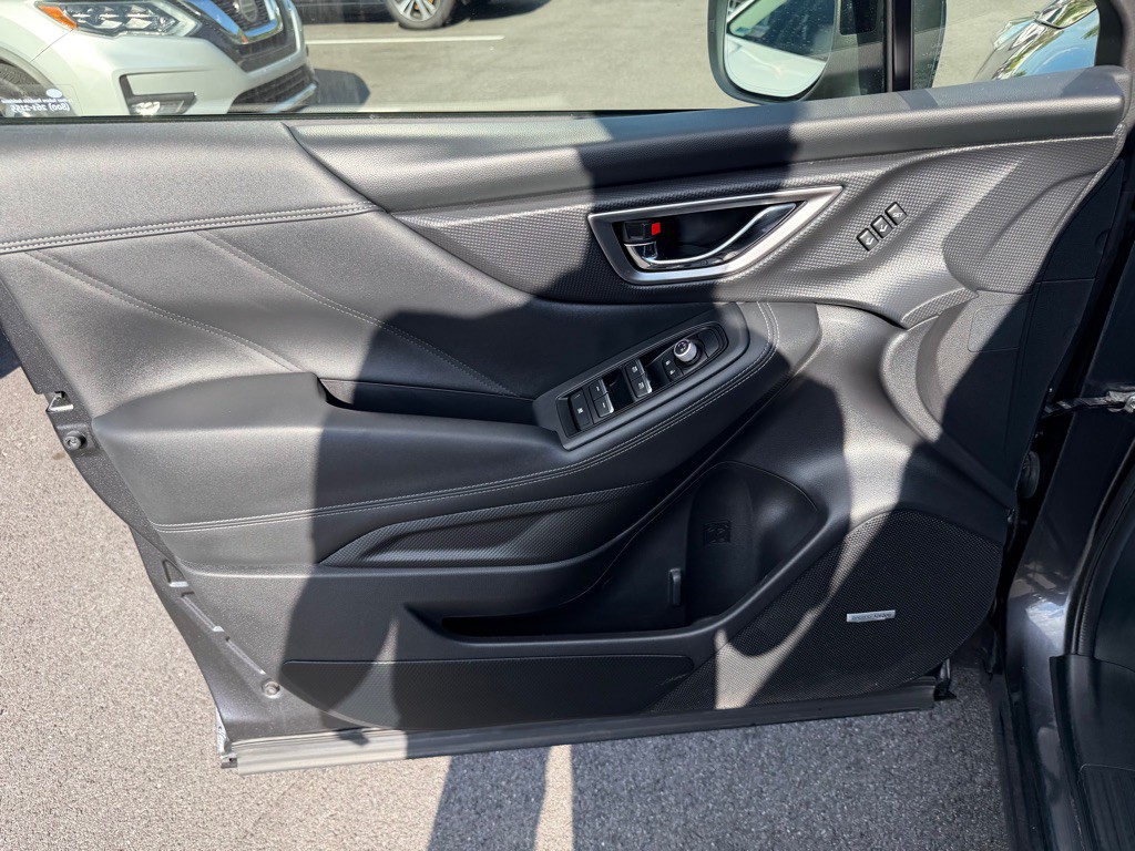 2019 Subaru Forester Image 12