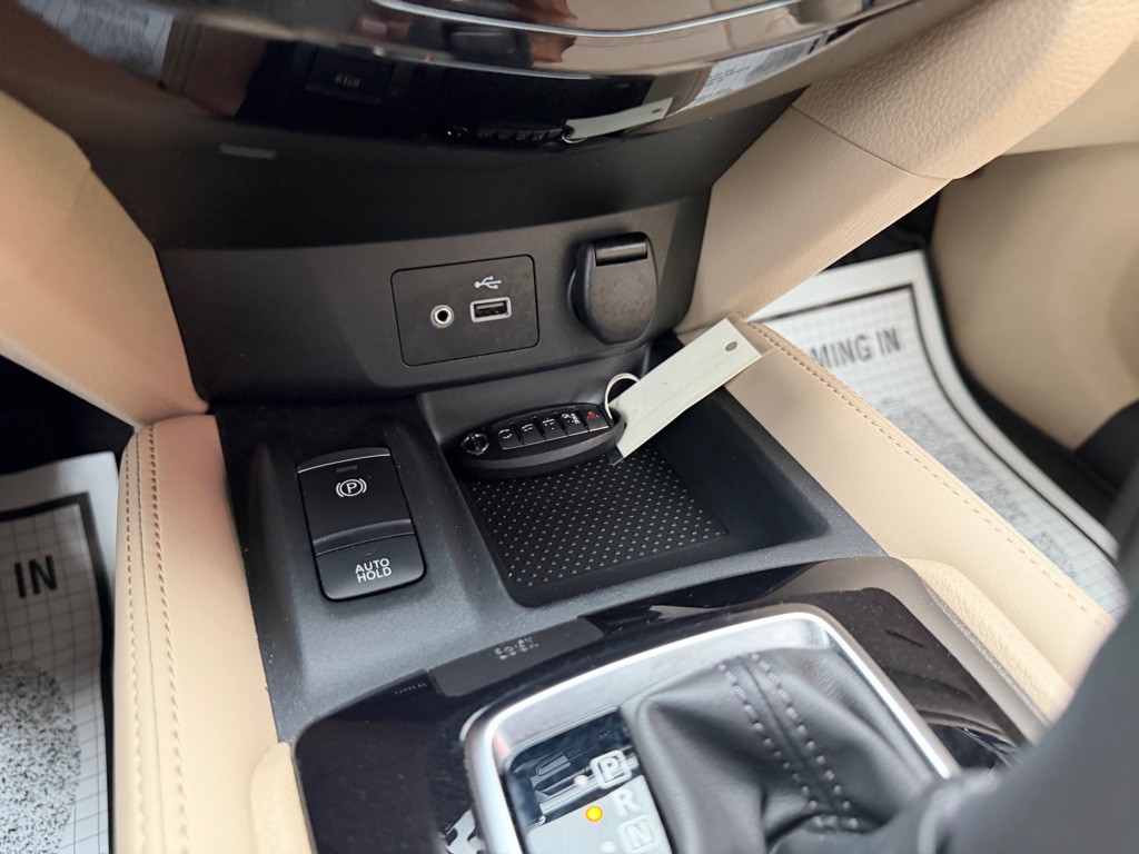 2020 Nissan Rogue Image 17