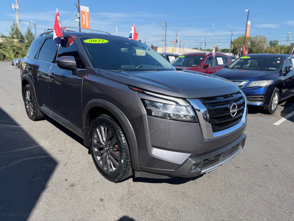 2022 Nissan Pathfinder Image 8