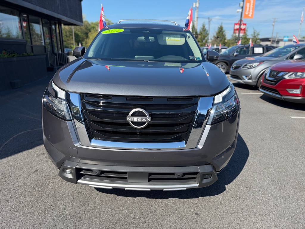 2022 Nissan Pathfinder Image 9