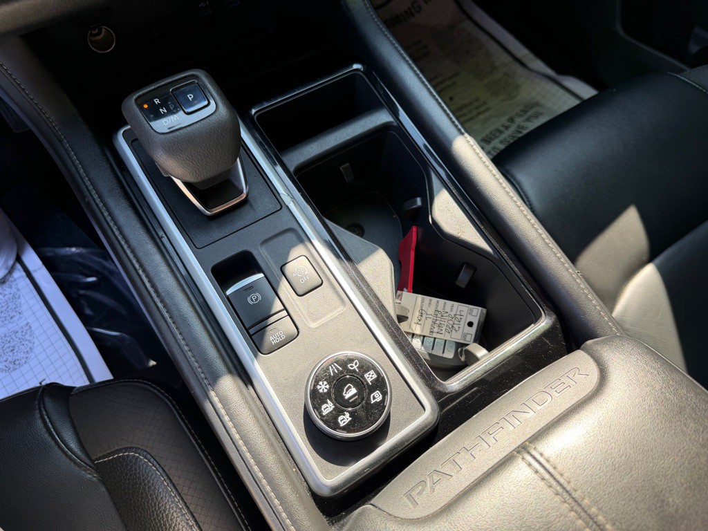 2022 Nissan Pathfinder Image 19