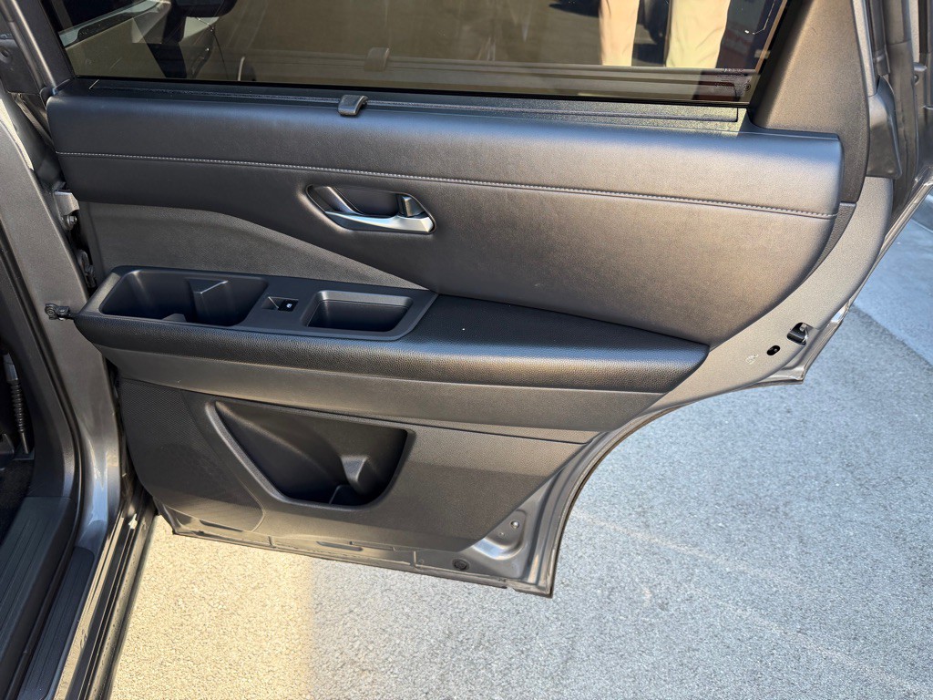2022 Nissan Pathfinder Image 25