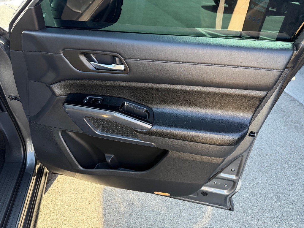 2022 Nissan Pathfinder Image 28