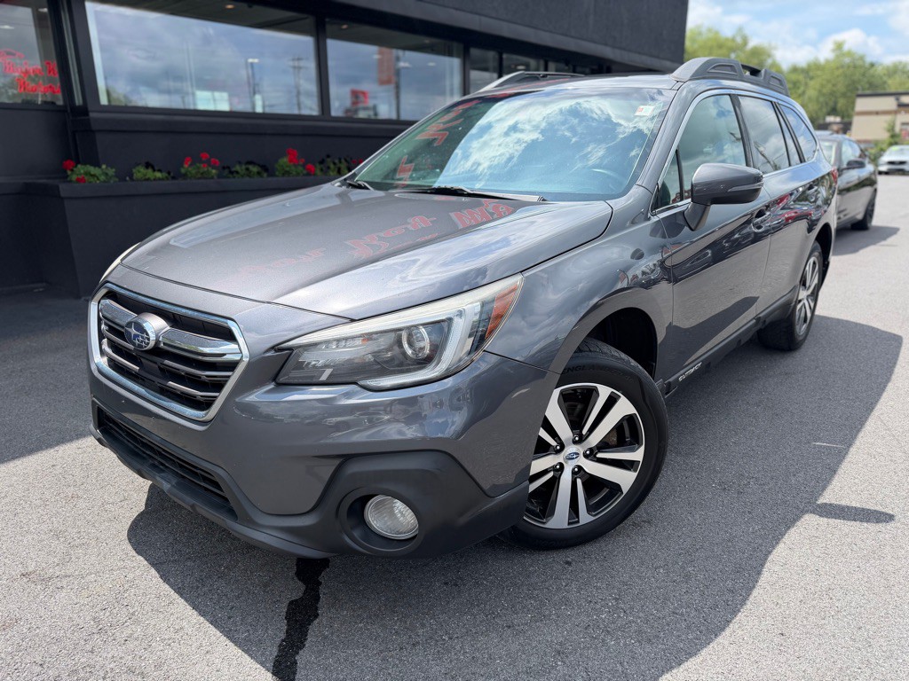 2018 Subaru Outback Image 2