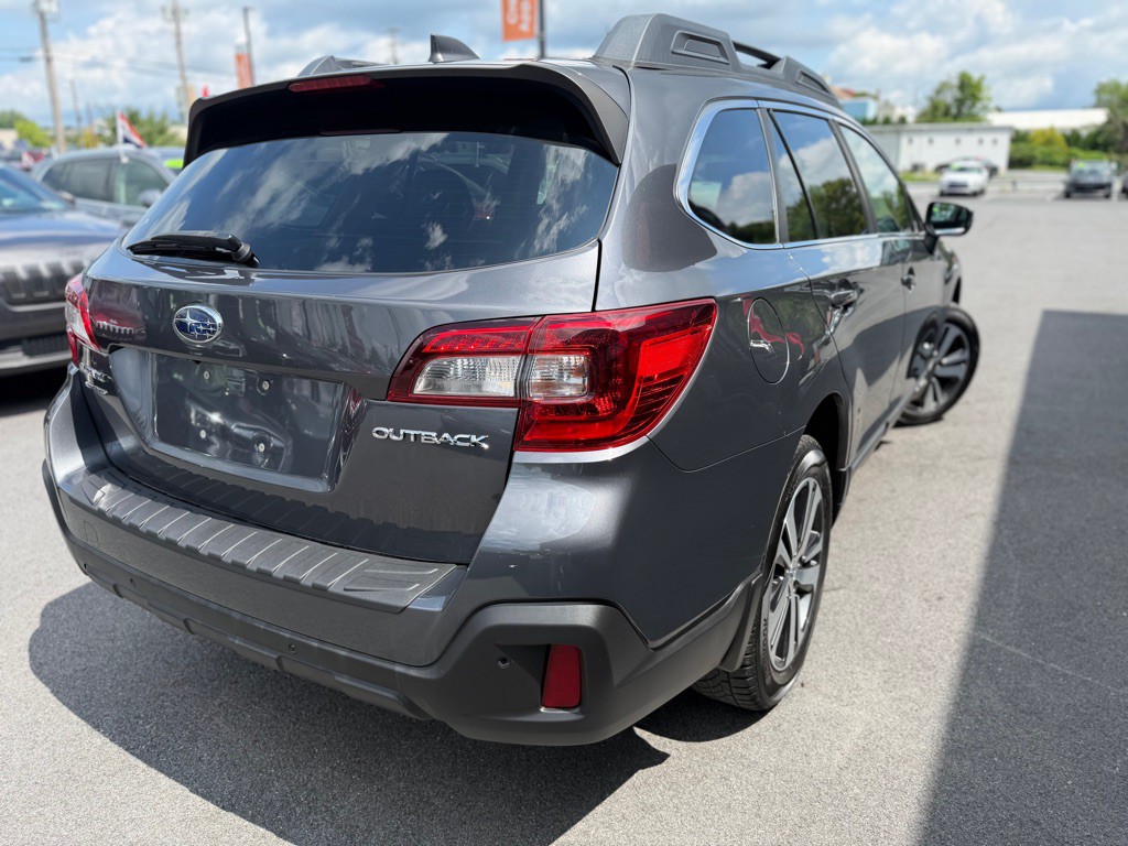 2018 Subaru Outback Image 6