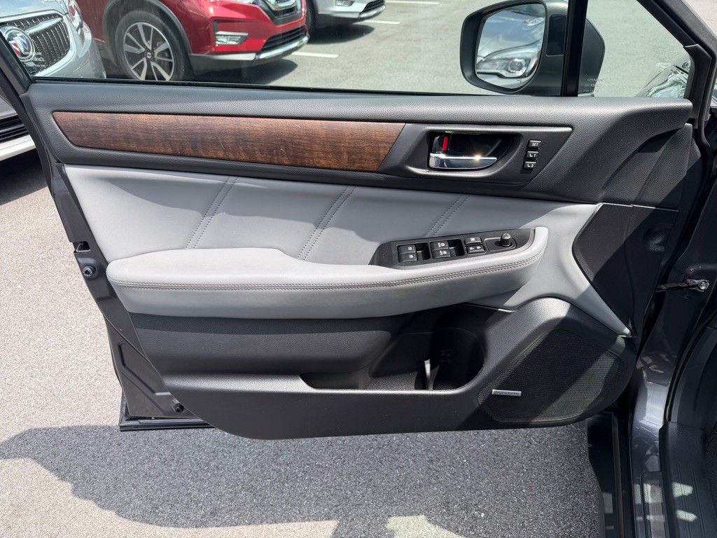 2018 Subaru Outback Image 12