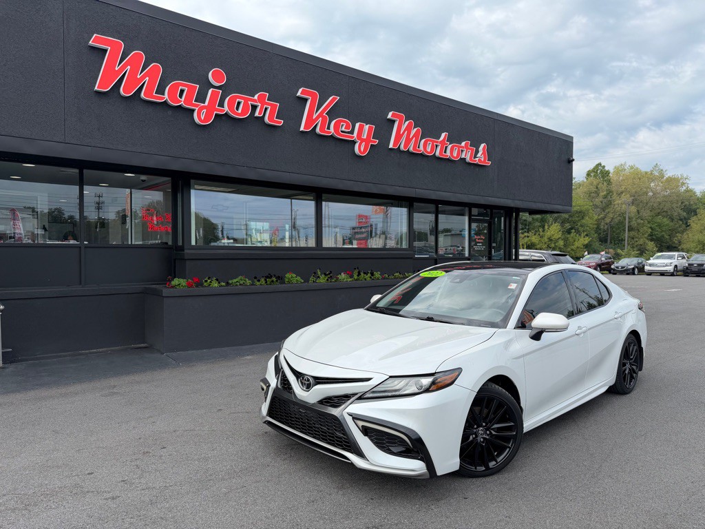 2022 Toyota Camry Image 1