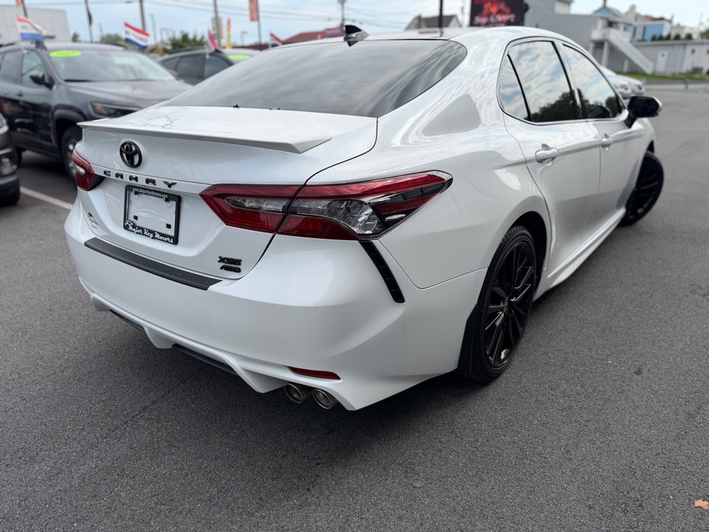 2022 Toyota Camry Image 6