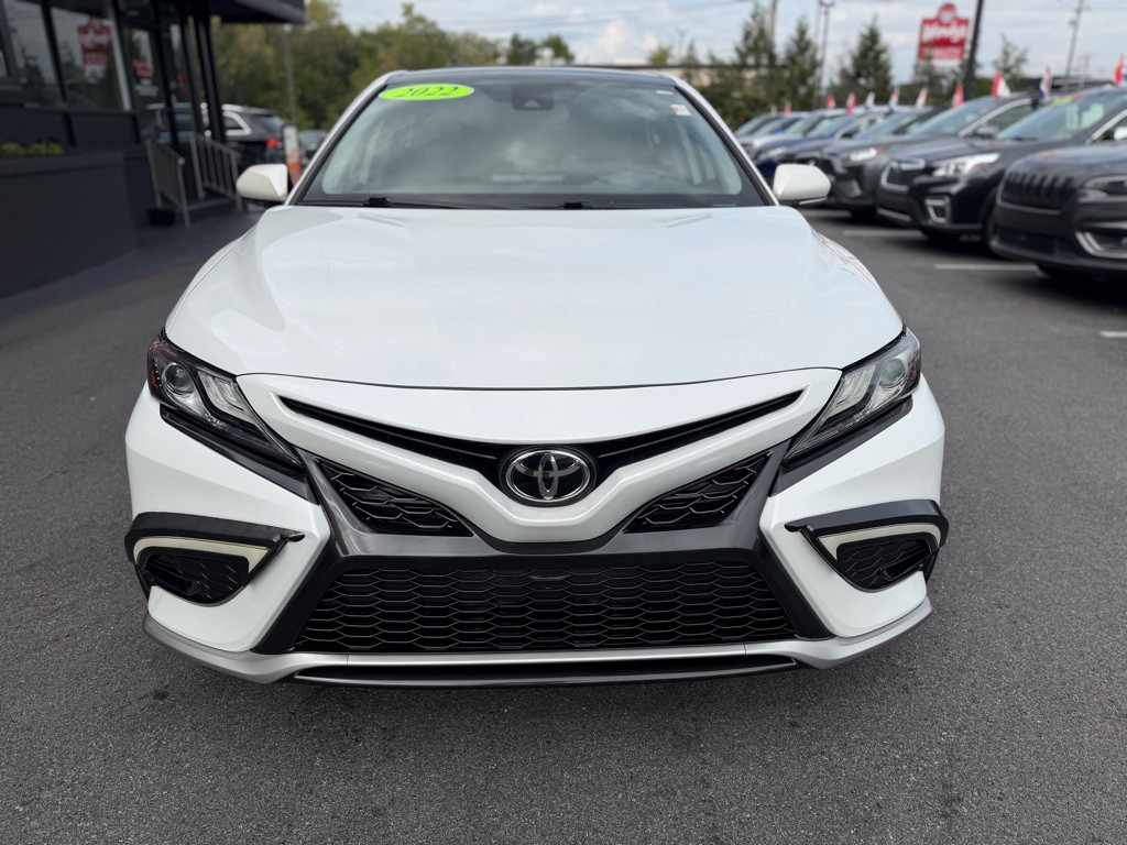 2022 Toyota Camry Image 9
