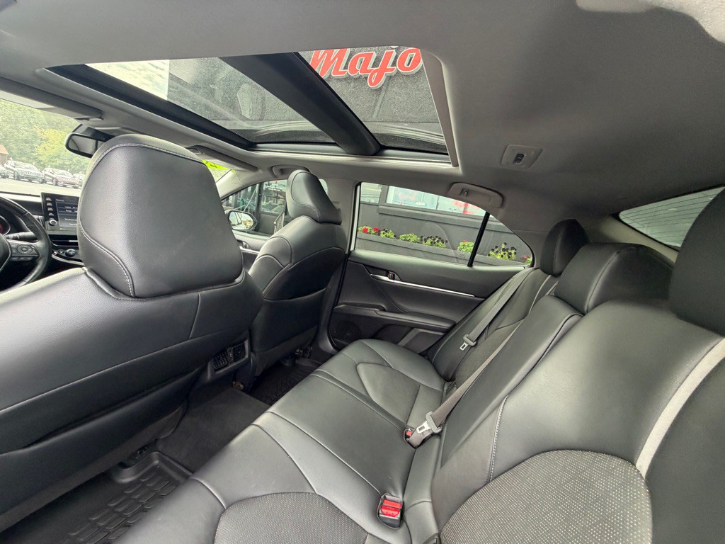 2022 Toyota Camry Image 22