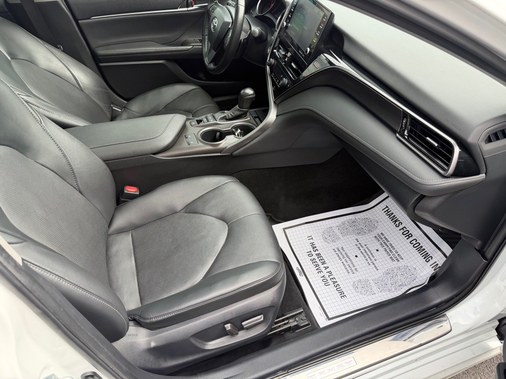 2022 Toyota Camry Image 27