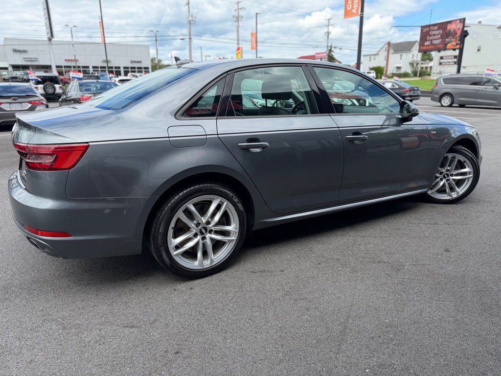 2017 Audi A4 Image 7