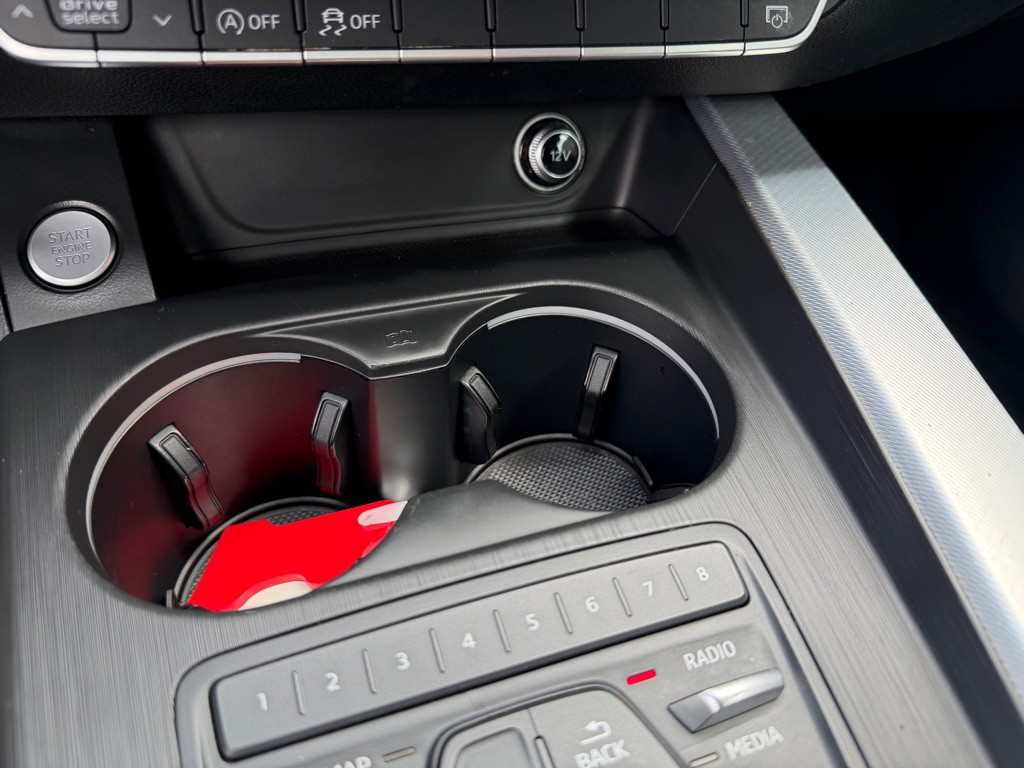 2017 Audi A4 Image 18