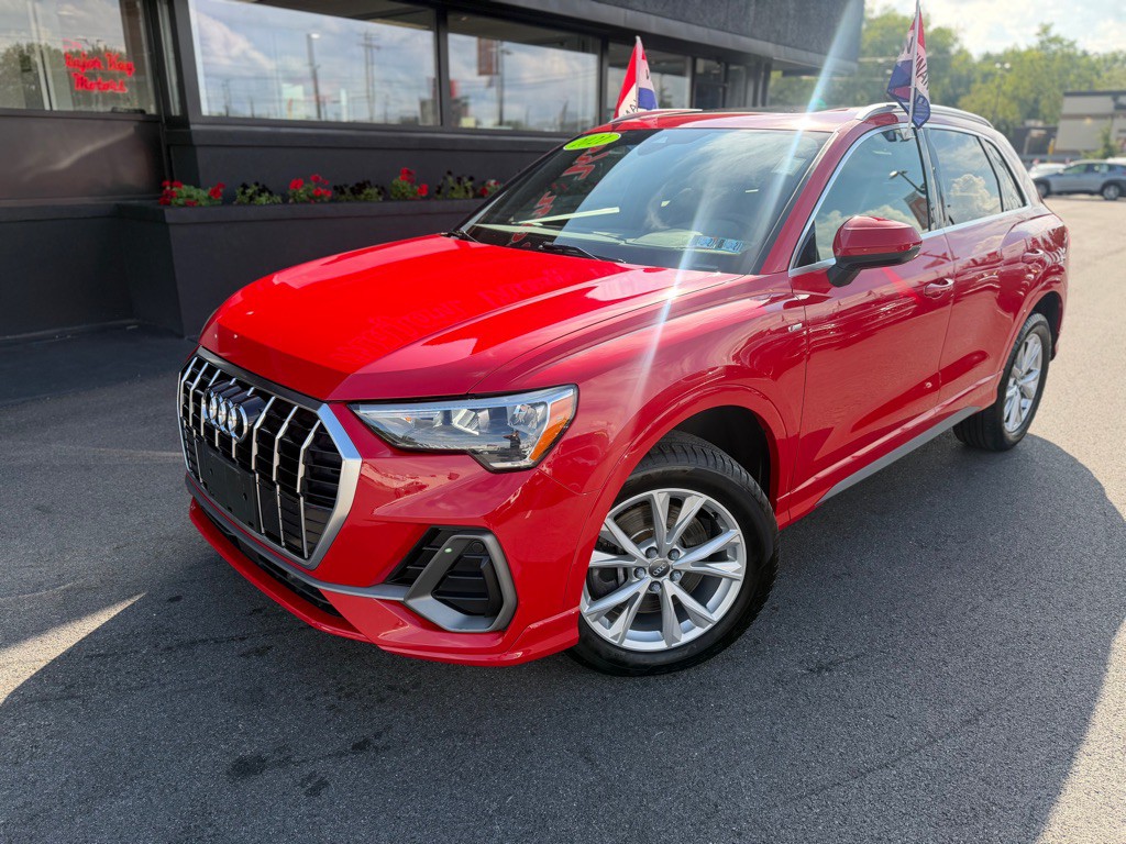 2021 Audi Q3 Image 2