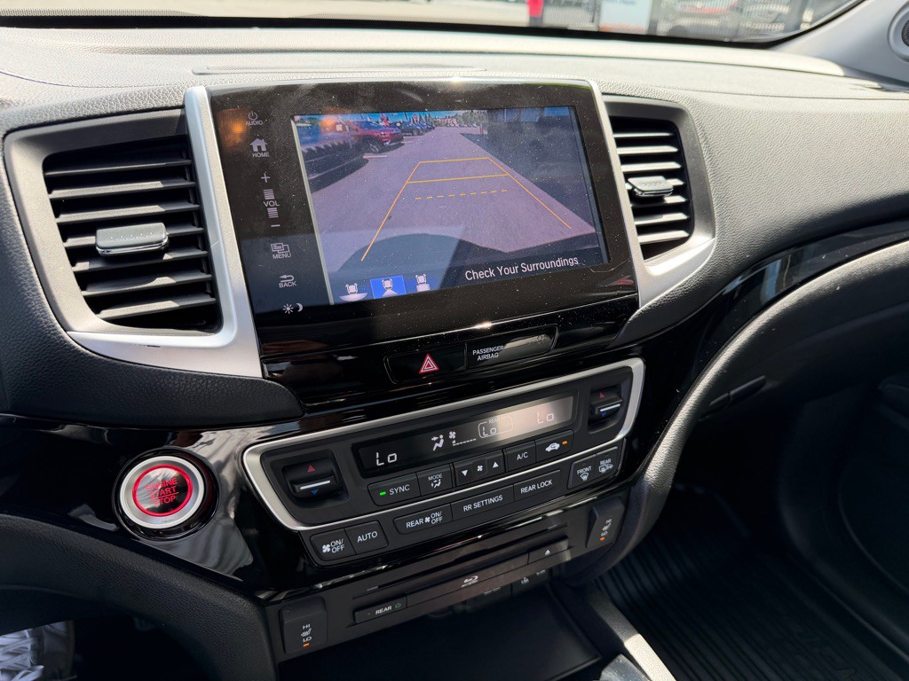 2018 Honda Pilot Image 18