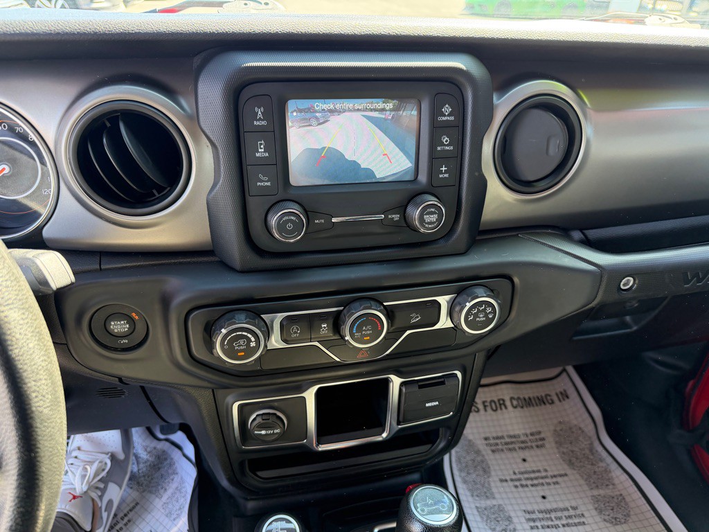 2018 Jeep Wrangler Unlimited Image 16
