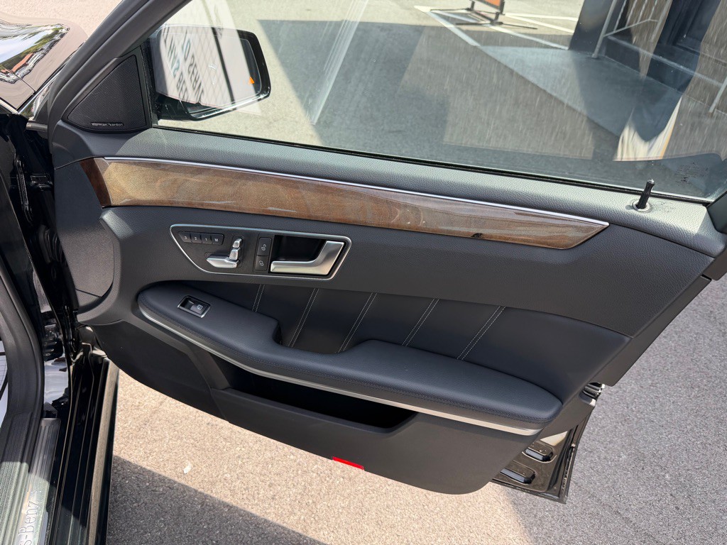 2014 Mercedes-Benz E-Class Image 26