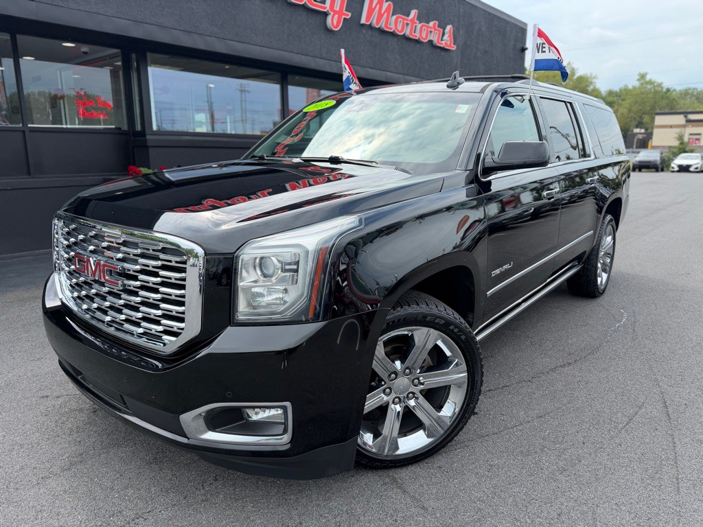 2018 GMC Yukon Image 2