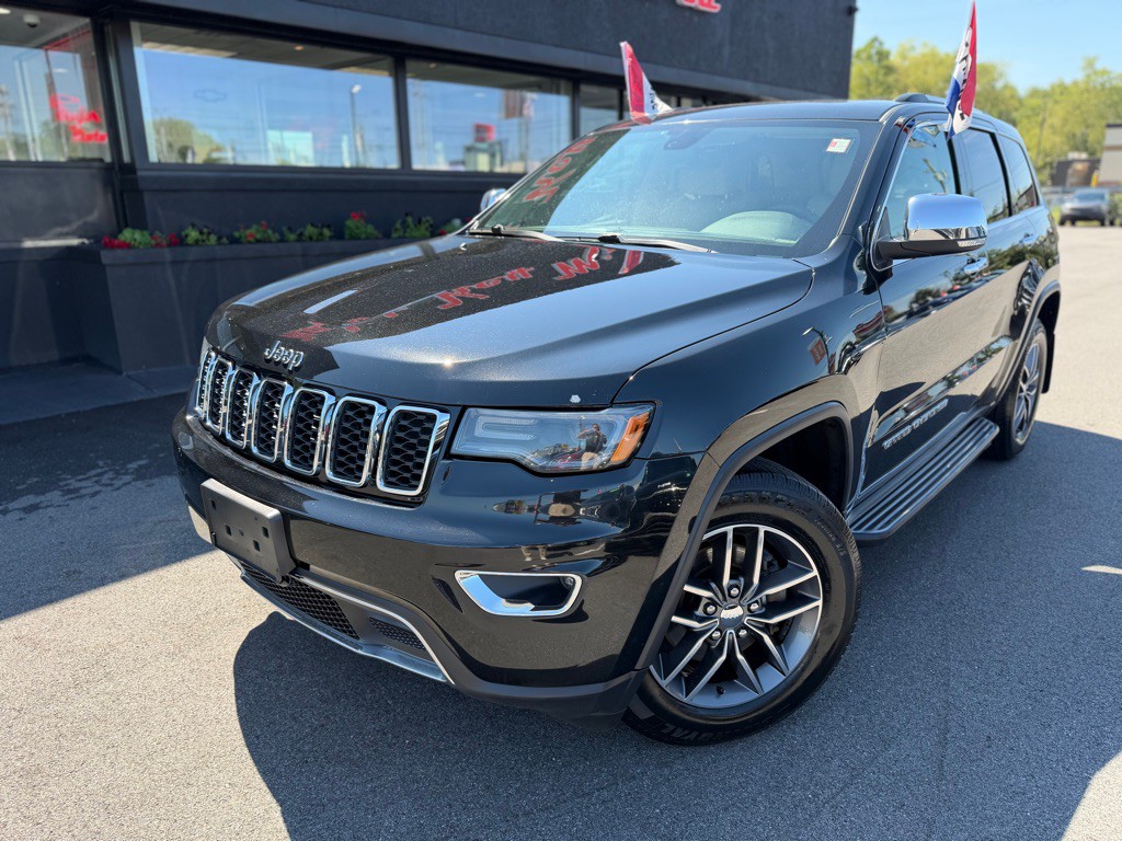 2017 Jeep Grand Cherokee Image 2