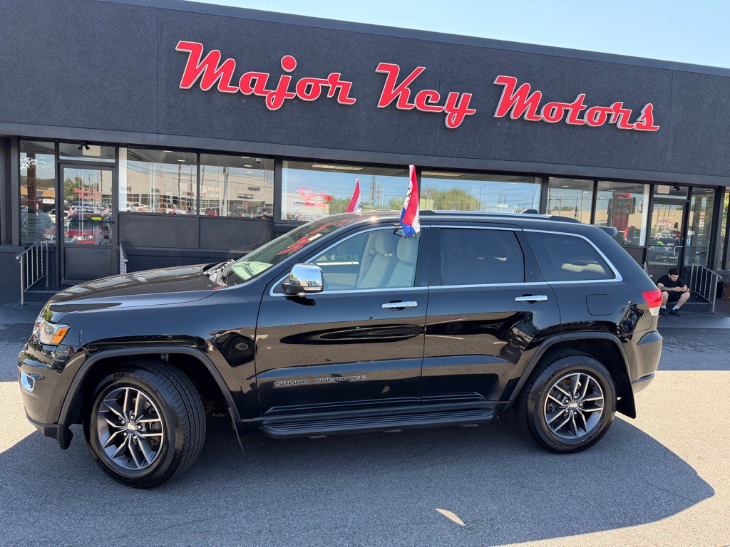 2017 Jeep Grand Cherokee Image 3