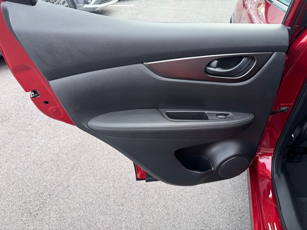2021 Nissan Rogue Image 19