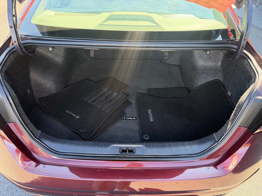 2025 Nissan Altima Image 23