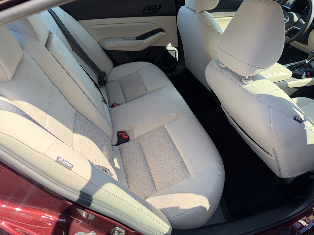 2025 Nissan Altima Image 25