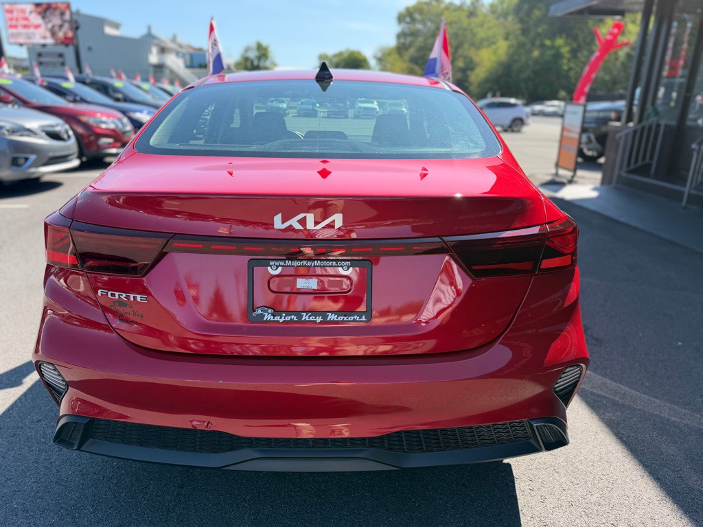 2024 Kia Forte Image 5